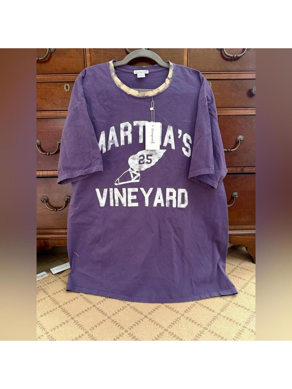 Firstport Marttha’s Vineyard track and field distressed short sleeve t-shirt NWT